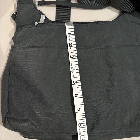 Baggallini Shoulder Bag with Wallet - Picture 6 of 8